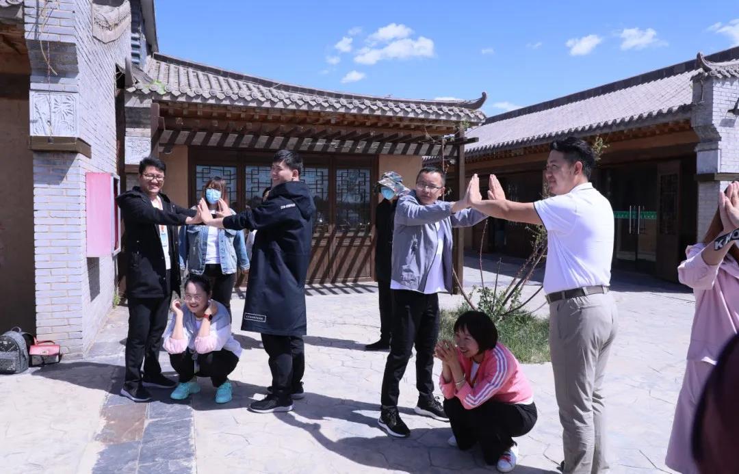 AG真人国际科技夏日户外拓展团建运动 暨AG真人国际科技2020年股权激励联合首创人大会_AG真人国际