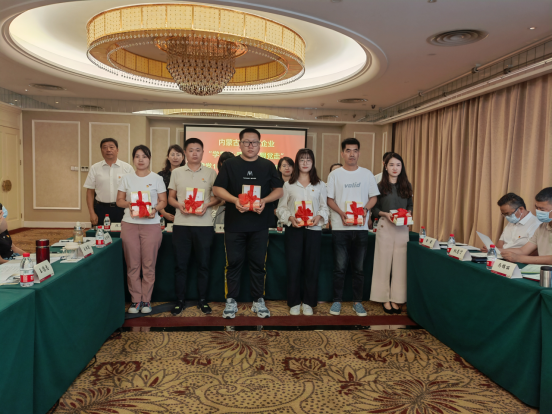 内蒙古AG真人国际科技在2021年全区互联网企业党建事情履历交流会上作为代表企业讲话_AG真人国际