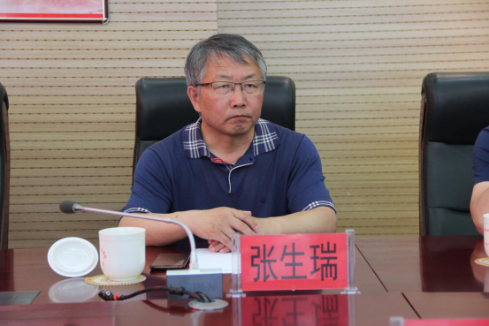 内蒙古AG真人国际科技与鄂尔多斯职业学院举行“双师型”西席作育培训基地、西席企业实践流动站签约授牌仪式_AG真人国际